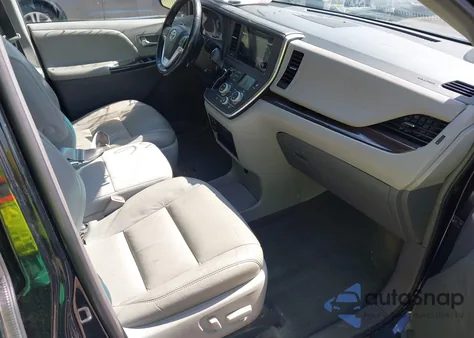 2017 Toyota Sienna Xle 8 Passenger from USA, damaged, VIN 5TDYZ3DC8HS772754